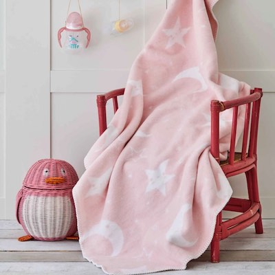karaca bebek battaniyesi